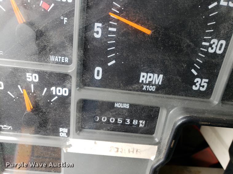 image for item DF2353 2002 International 2554 dump truck