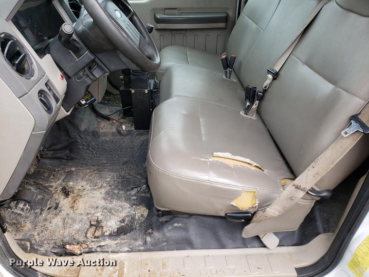 image for item DF2358 2008 Ford F450 Super Duty dump truck