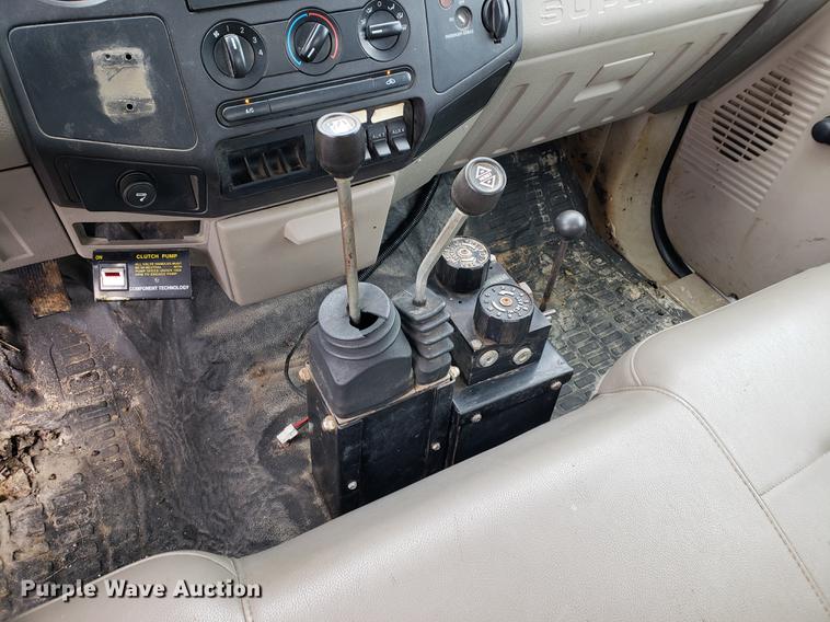 image for item DF2358 2008 Ford F450 Super Duty dump truck