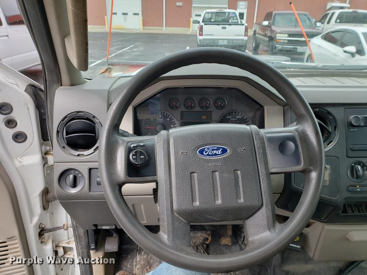 image for item DF2358 2008 Ford F450 Super Duty dump truck