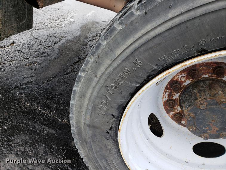 image for item DF2358 2008 Ford F450 Super Duty dump truck