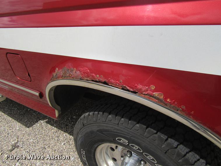 image for item DF3845 1996 Ford F150 pickup truck