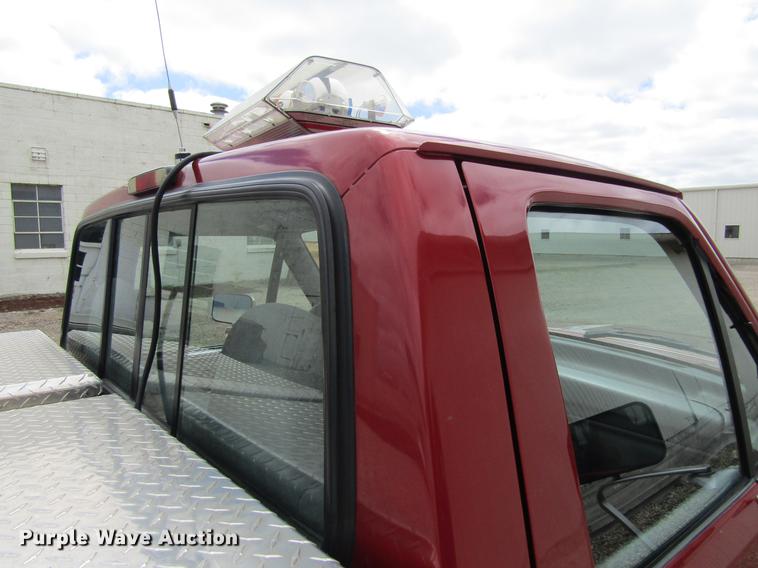 image for item DF3845 1996 Ford F150 pickup truck