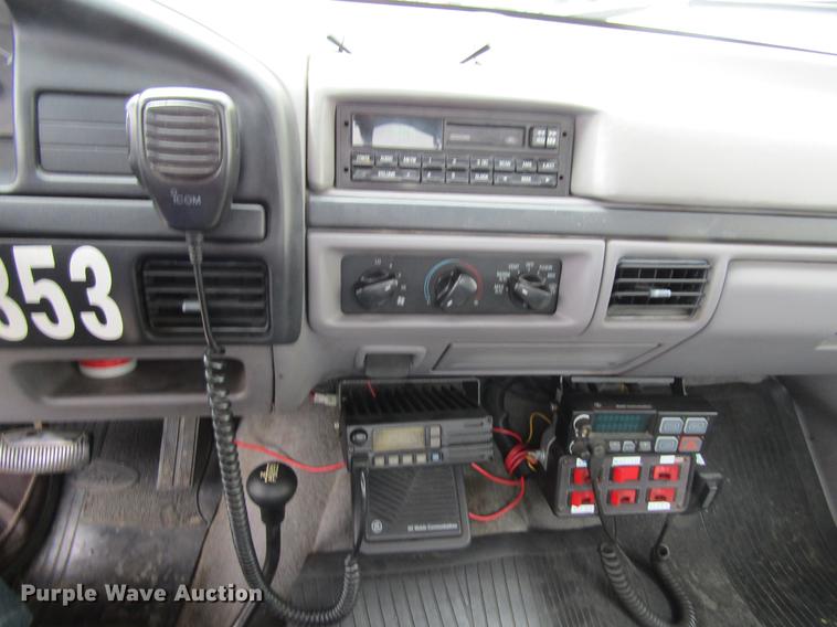 image for item DF3845 1996 Ford F150 pickup truck