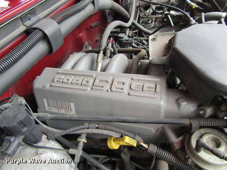 image for item DF3845 1996 Ford F150 pickup truck