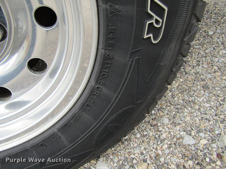 image for item DF3845 1996 Ford F150 pickup truck