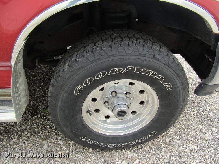 image for item DF3845 1996 Ford F150 pickup truck