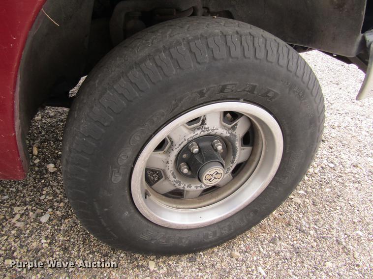 image for item DF3846 1991 Ford Explorer XL SUV