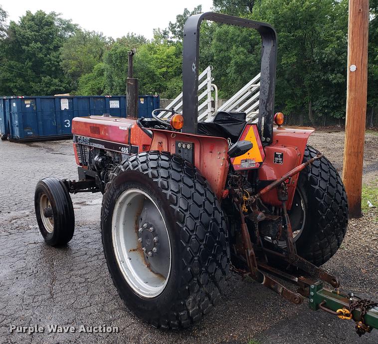 image for item EF9811 Case IH 485 tractor