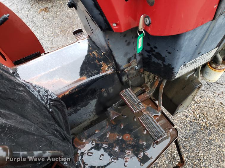 image for item EF9811 Case IH 485 tractor