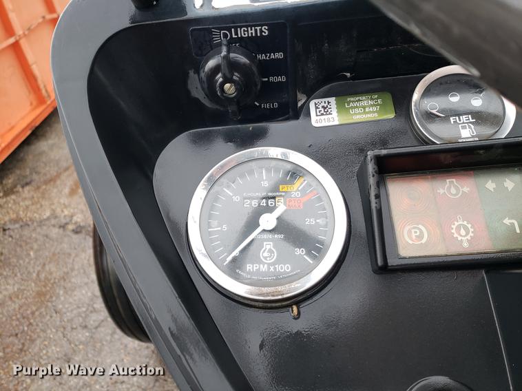 image for item EF9811 Case IH 485 tractor