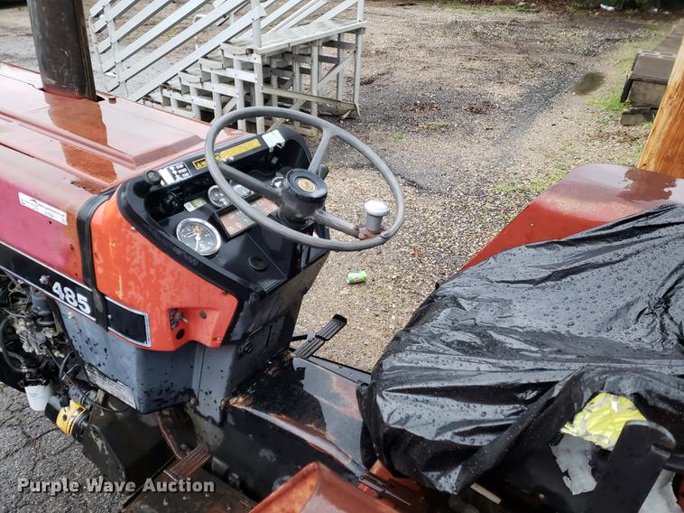 image for item EF9811 Case IH 485 tractor