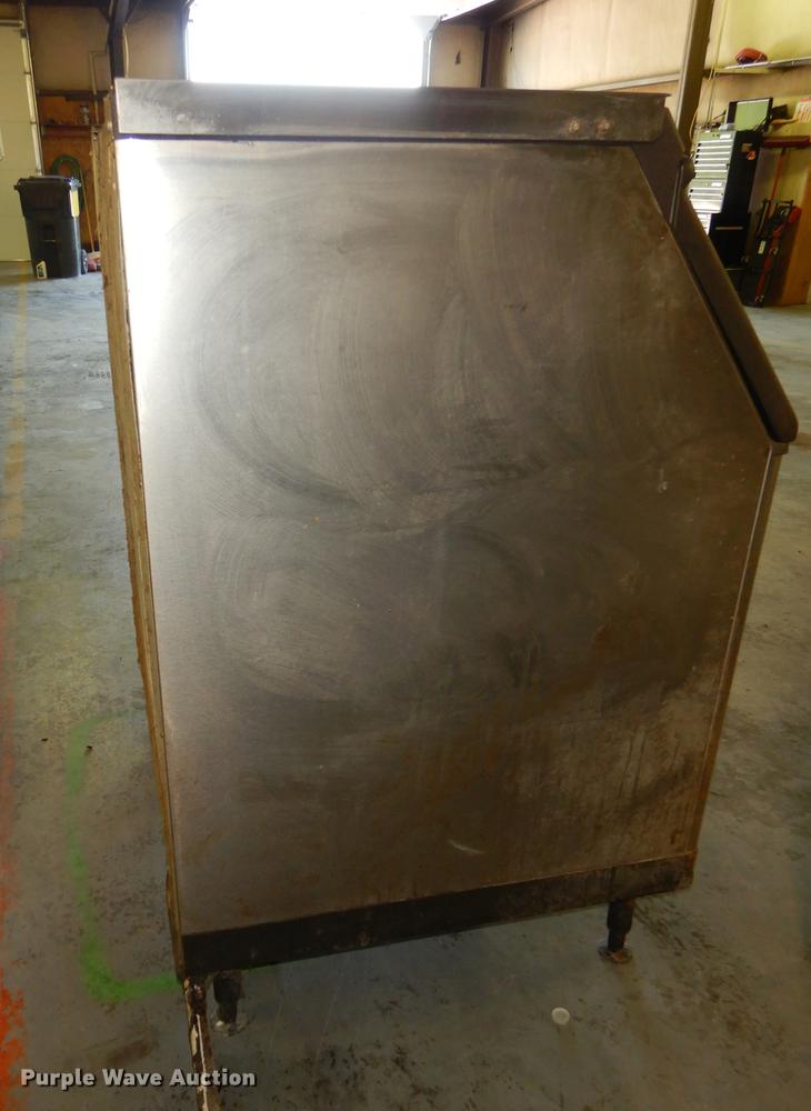 image for item EM9563 Manitowoc S970 ice machine