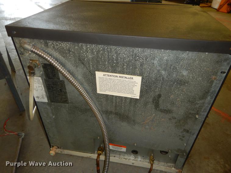 image for item EM9563 Manitowoc S970 ice machine