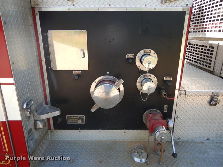 image for item EM9564 1986 Pierce Dash pumper fire truck