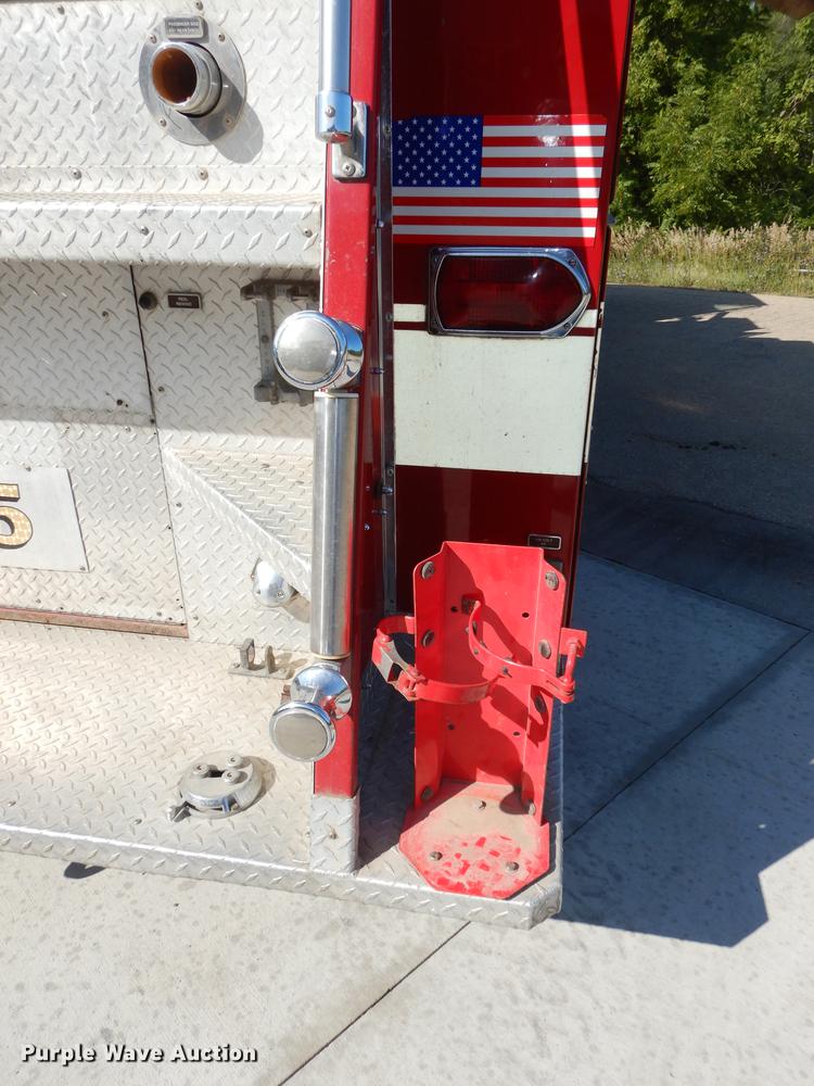 image for item EM9564 1986 Pierce Dash pumper fire truck