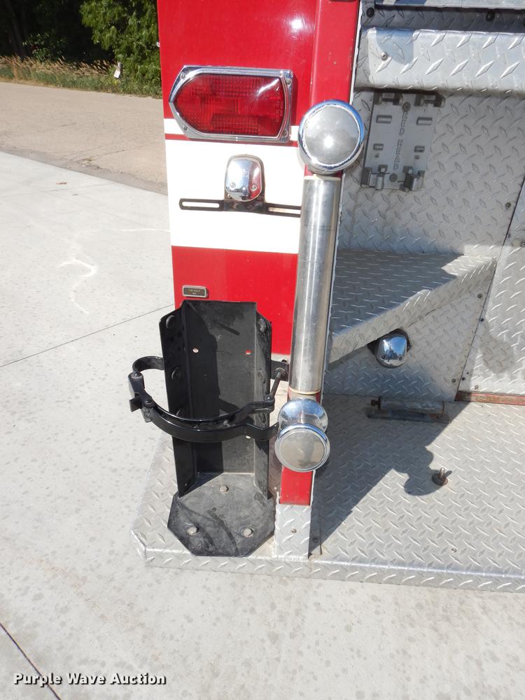 image for item EM9564 1986 Pierce Dash pumper fire truck