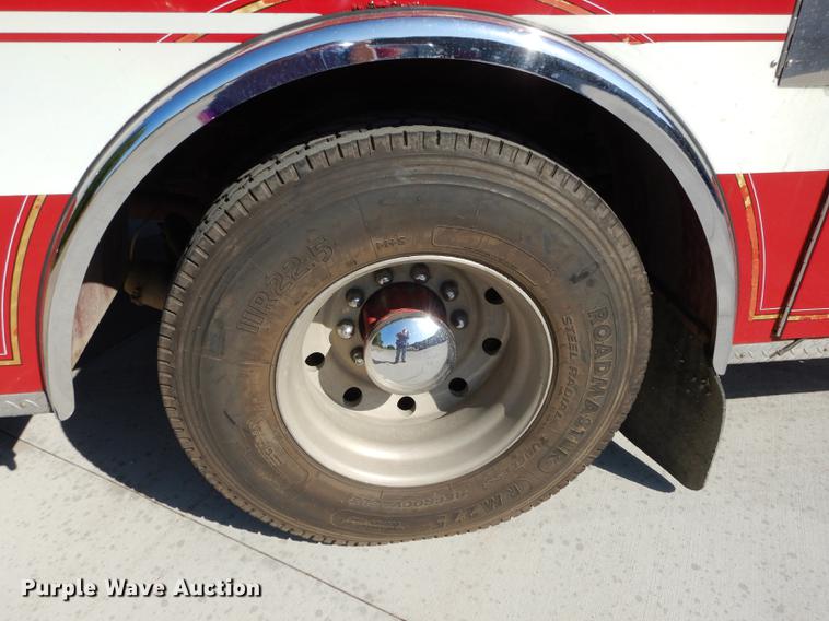 image for item EM9564 1986 Pierce Dash pumper fire truck