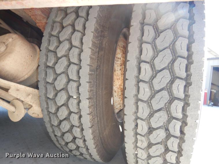 image for item EM9564 1986 Pierce Dash pumper fire truck