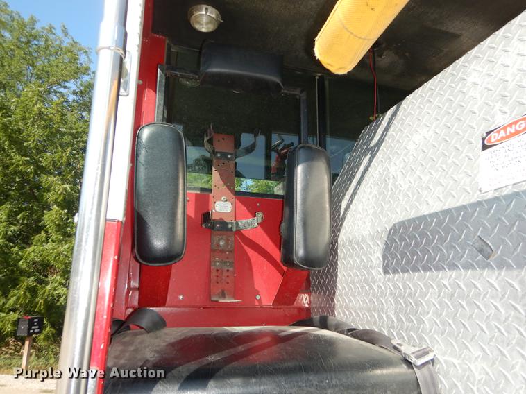 image for item EM9564 1986 Pierce Dash pumper fire truck