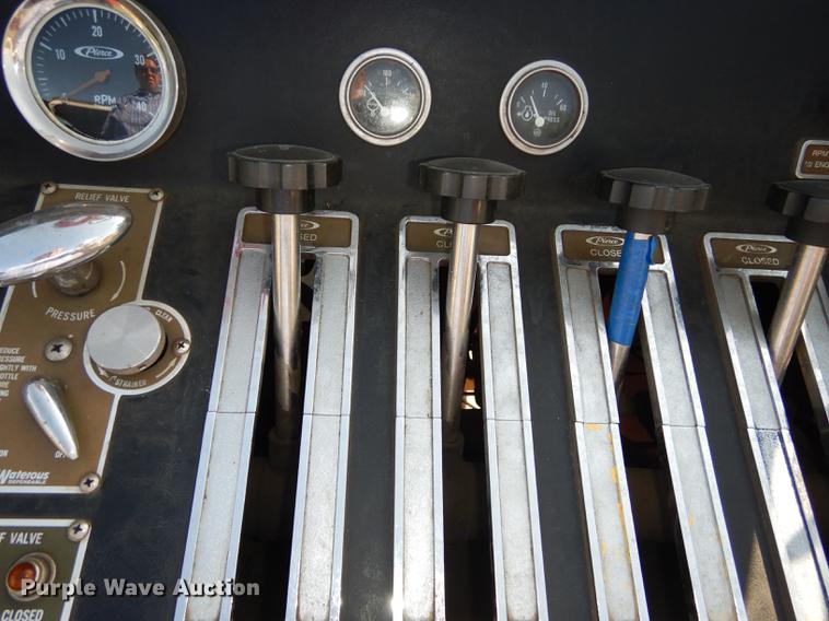 image for item EM9564 1986 Pierce Dash pumper fire truck