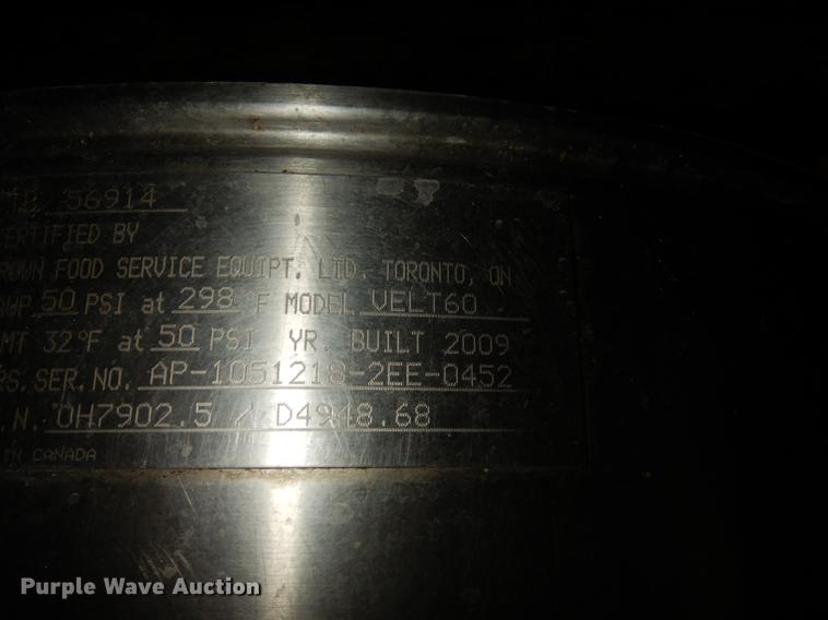 image for item EM9589 (2) 2009 Crown Food Service VELT60 kettles