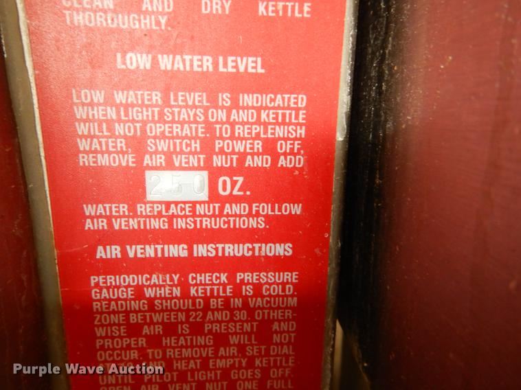 image for item EM9589 (2) 2009 Crown Food Service VELT60 kettles