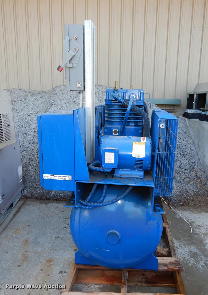 image for item EM9630 2003 Quincy air compressor
