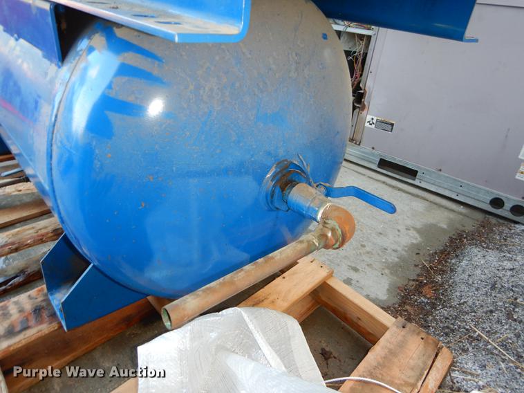 image for item EM9630 2003 Quincy air compressor