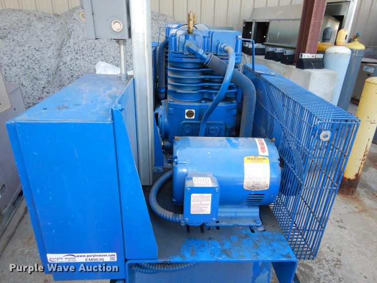 image for item EM9630 2003 Quincy air compressor