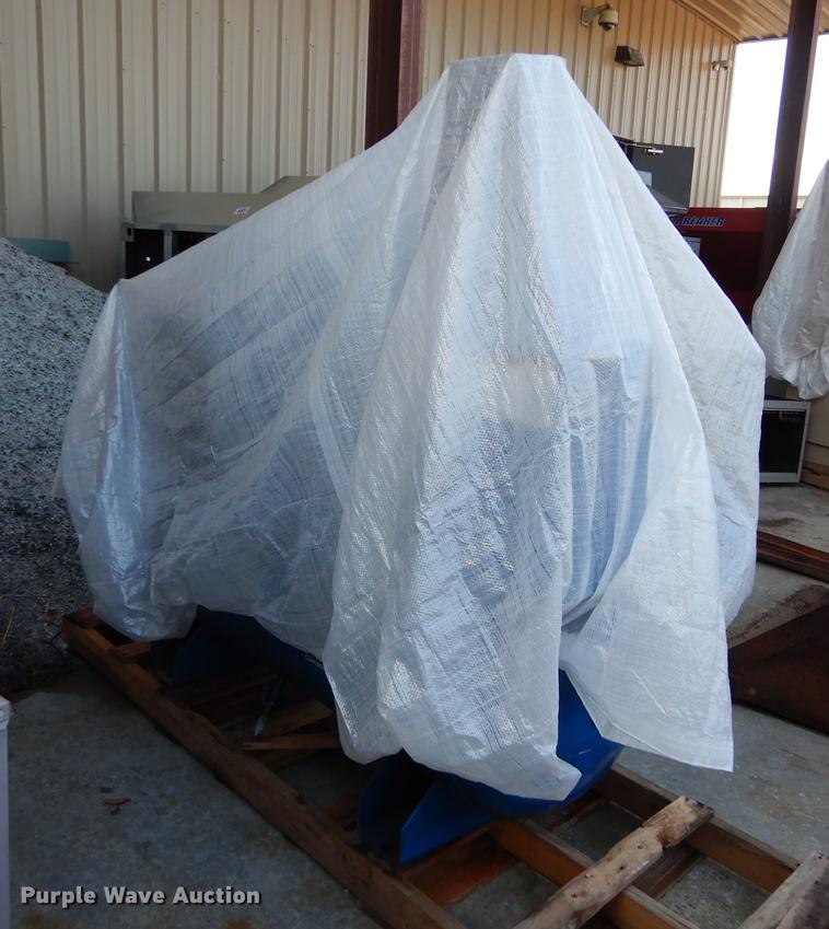 image for item EM9630 2003 Quincy air compressor