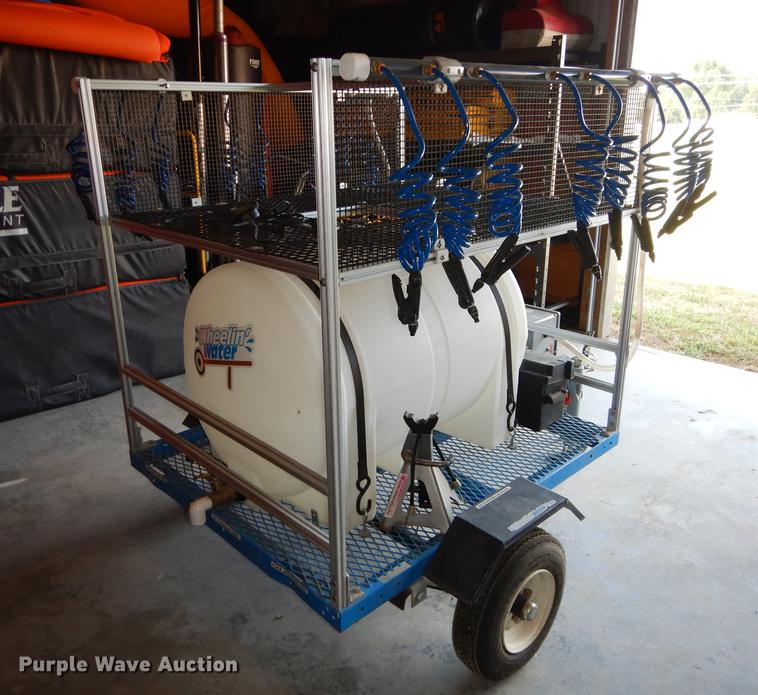 image for item EM9632 Wheelin water hydration system