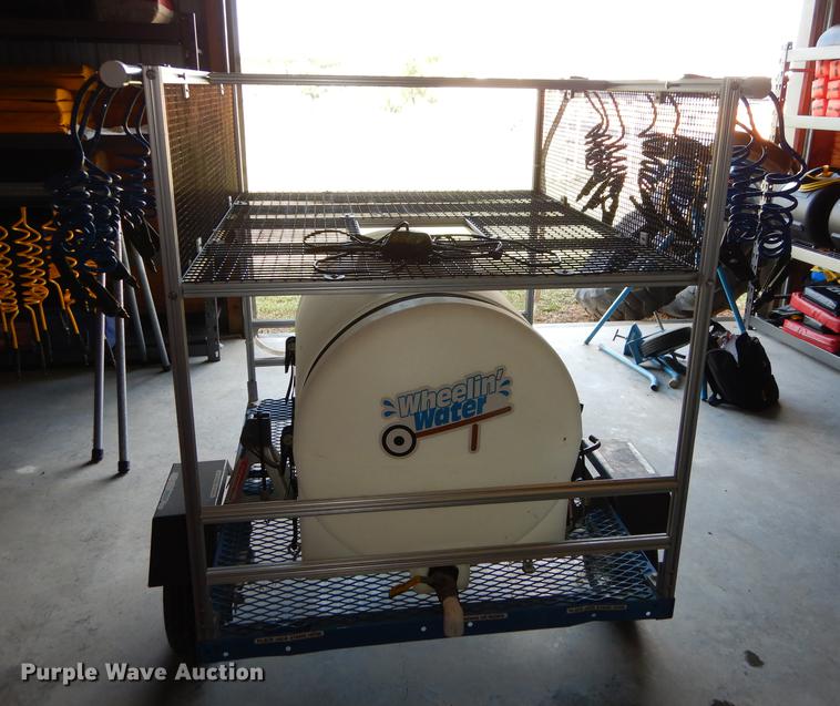 image for item EM9632 Wheelin water hydration system