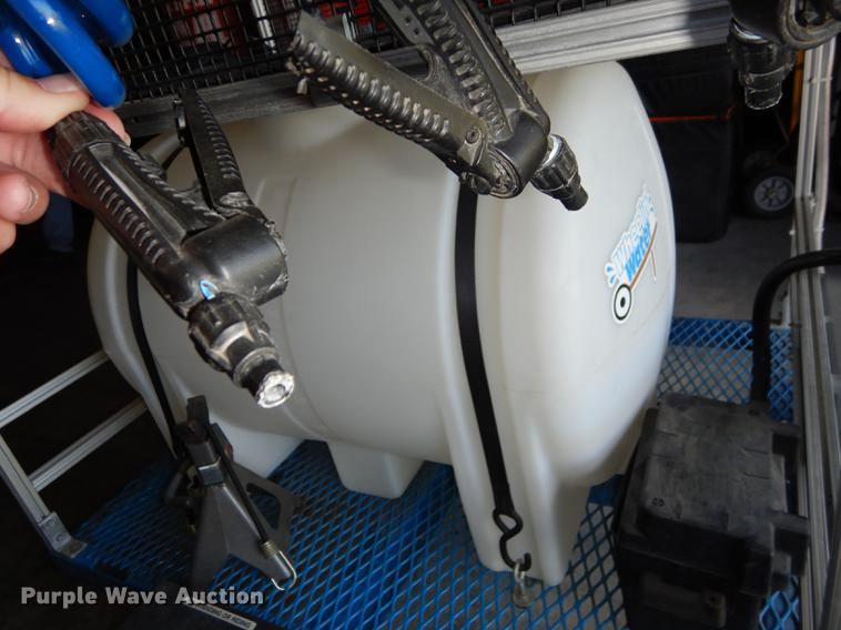 image for item EM9632 Wheelin water hydration system