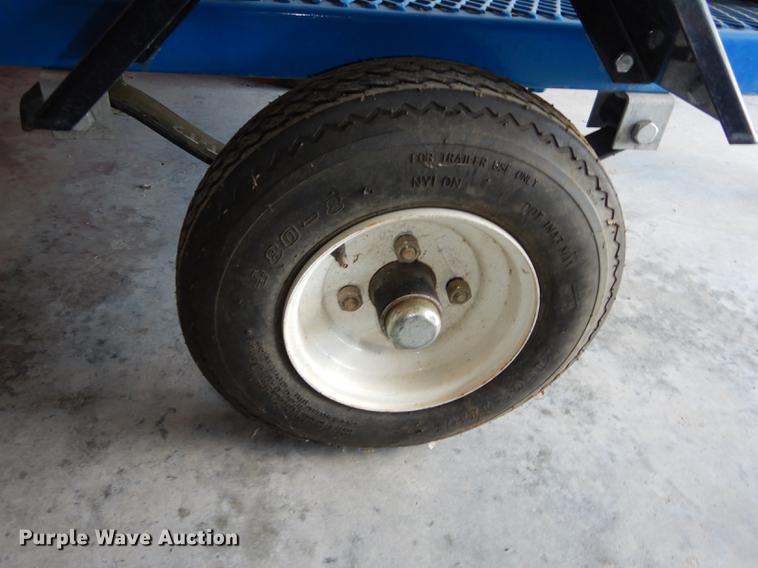 image for item EM9632 Wheelin water hydration system