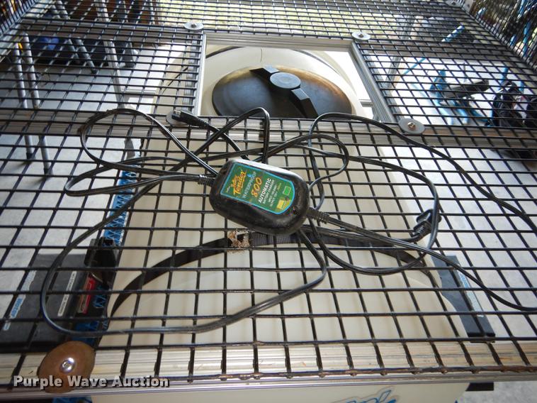 image for item EM9632 Wheelin water hydration system