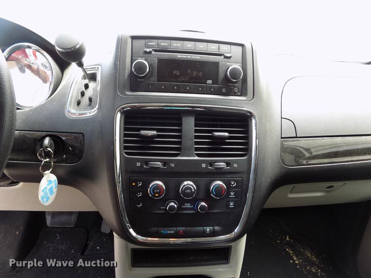 image for item ER9010 2012 Dodge Grand Caravan van