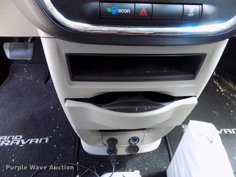 image for item ER9010 2012 Dodge Grand Caravan van