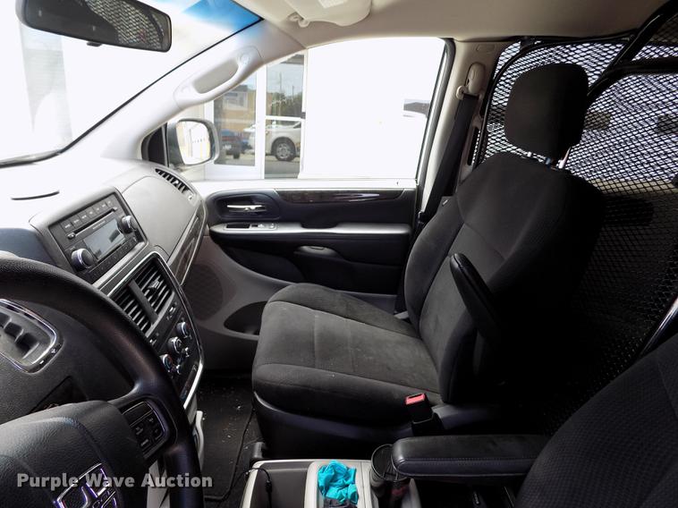 image for item ER9010 2012 Dodge Grand Caravan van