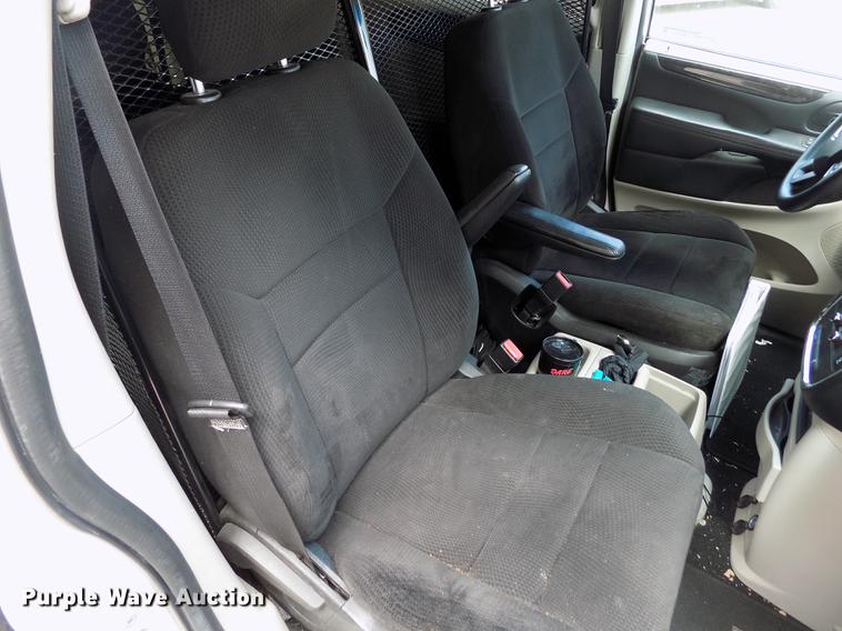 image for item ER9010 2012 Dodge Grand Caravan van