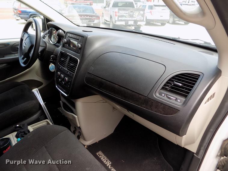 image for item ER9010 2012 Dodge Grand Caravan van