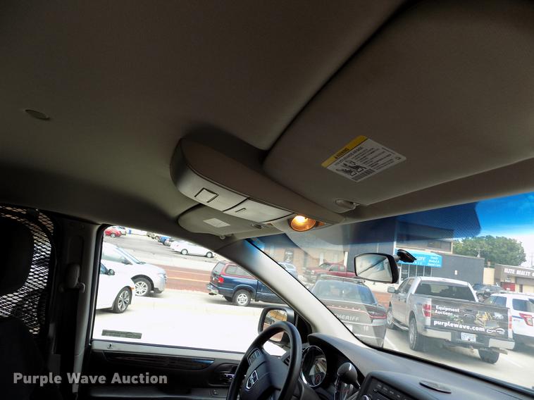 image for item ER9010 2012 Dodge Grand Caravan van