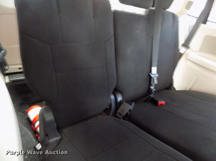 image for item ER9010 2012 Dodge Grand Caravan van