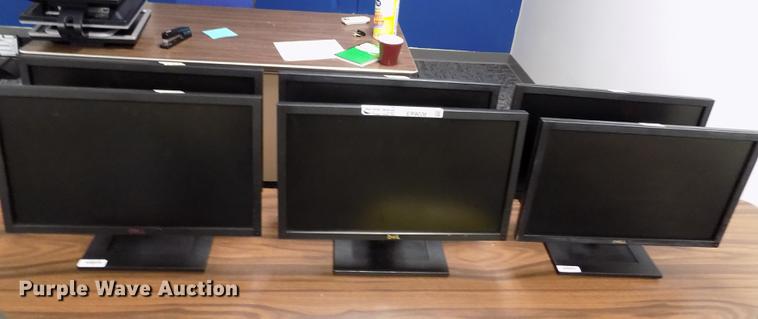 image for item ER9036 (6) Dell E2011hc monitors
