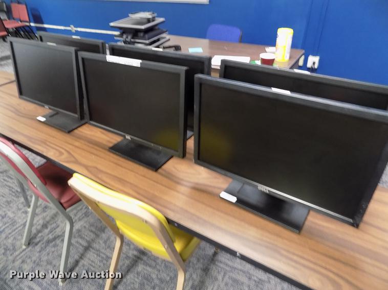 image for item ER9036 (6) Dell E2011hc monitors