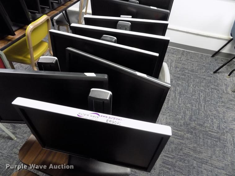 image for item ER9040 (14) Dell monitors