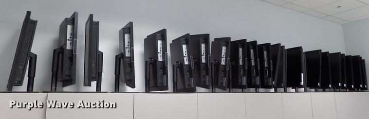 image for item ER9043 (23) Samsung SyncMaster NC240 monitors