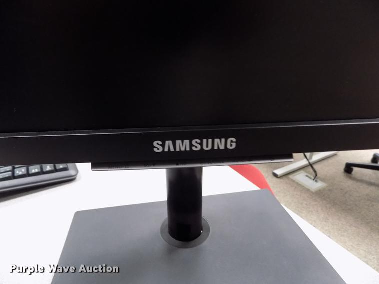 image for item ER9043 (23) Samsung SyncMaster NC240 monitors