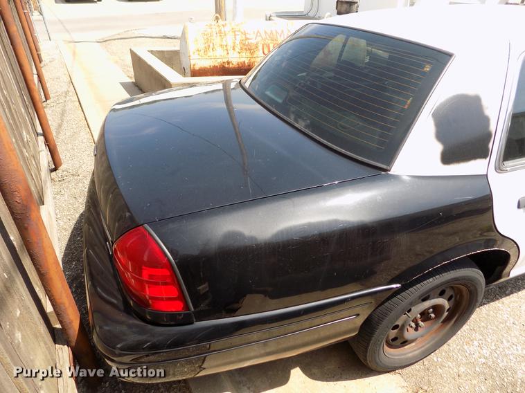 image for item ER9045 2011 Ford Crown Victoria Police Interceptor