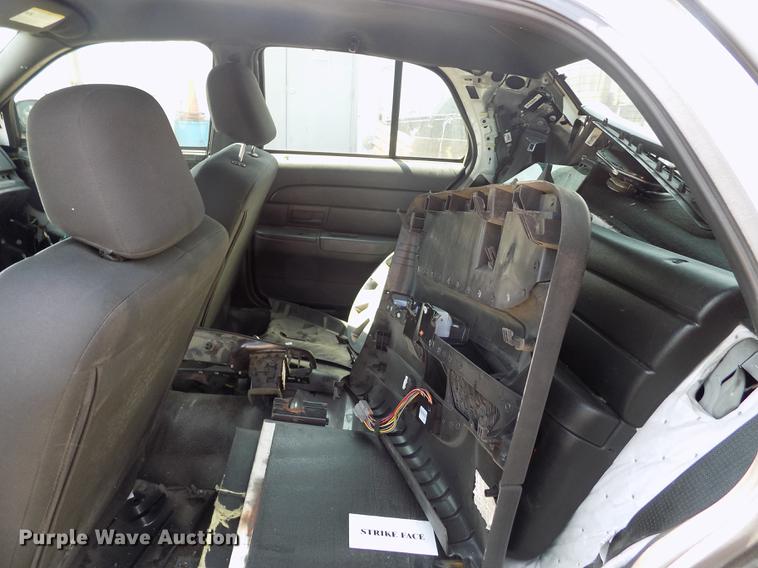 image for item ER9045 2011 Ford Crown Victoria Police Interceptor